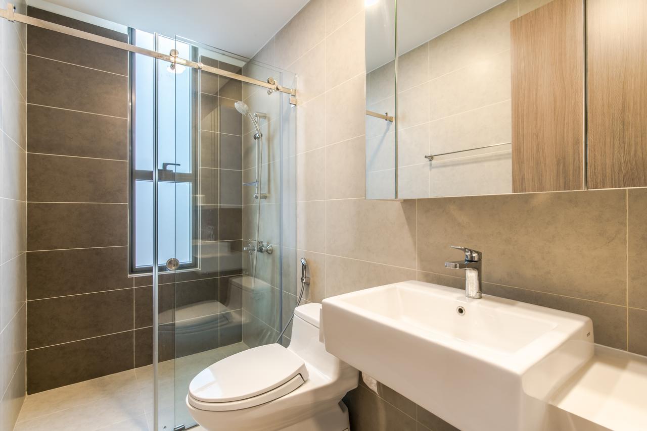 The Manner Apartment Icon 56 Rooftop Pool Bandar Ho Chi Minh Luaran gambar