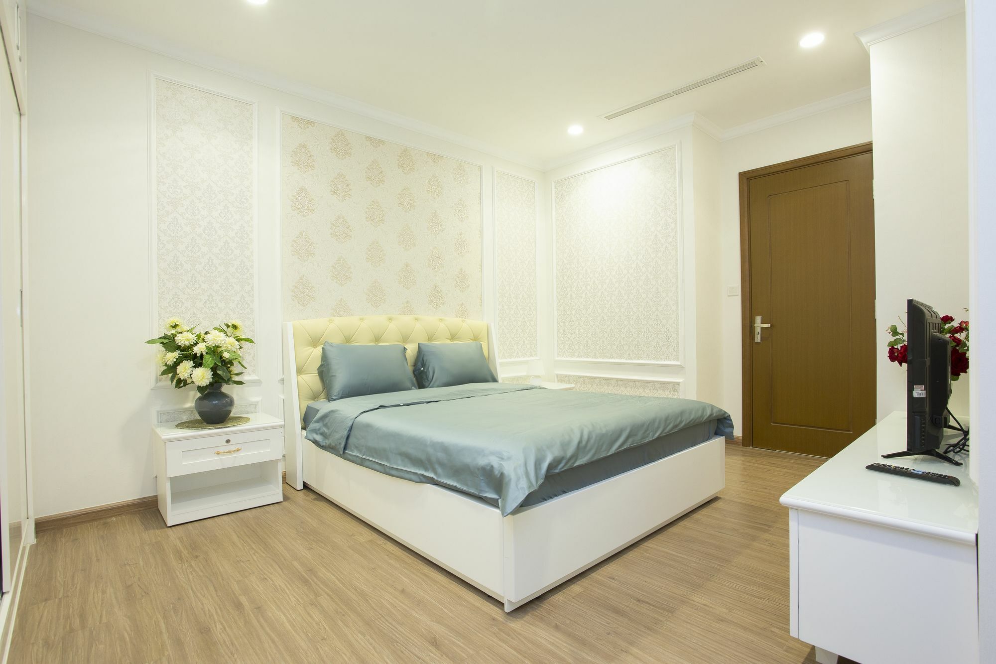 The Manner Apartment Icon 56 Rooftop Pool Bandar Ho Chi Minh Luaran gambar