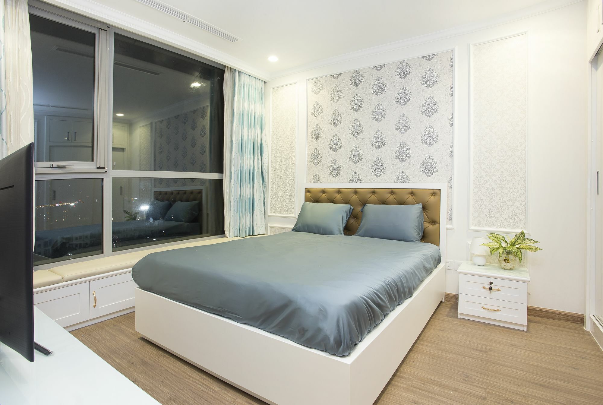 The Manner Apartment Icon 56 Rooftop Pool Bandar Ho Chi Minh Luaran gambar